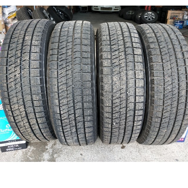 VRX2　スタッドレスタイヤ　195/60R17  ライズ純正　新車外し