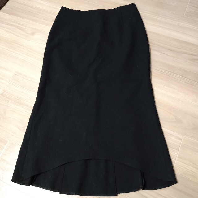 VIAGGIO BLU(ビアッジョブルー)のビアッジョブルー　前後差　マーメイドスカート レディースのスカート(ひざ丈スカート)の商品写真