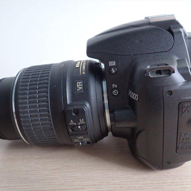 Nikon D5000  一眼レフ カメラ 1