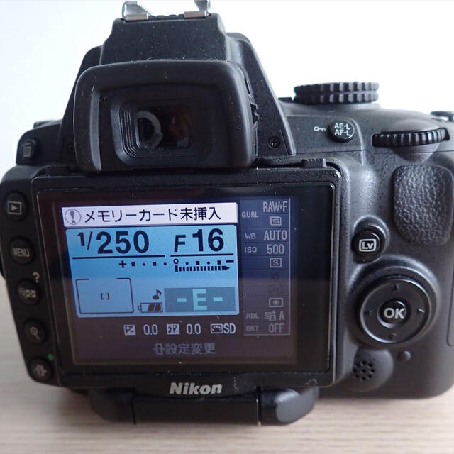 Nikon D5000  一眼レフ カメラ 2