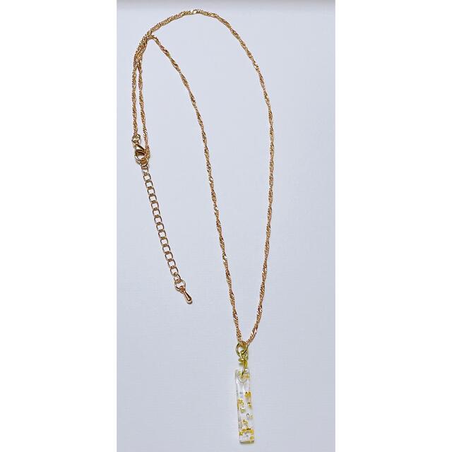 金木犀のネックレス ハンドメイドのアクセサリー(ネックレス)の商品写真