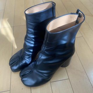 マルタンマルジェラ(Maison Martin Margiela)のマルジェラ　足袋ブーツ　36.5  23.5 美品　ブラック(ブーツ)