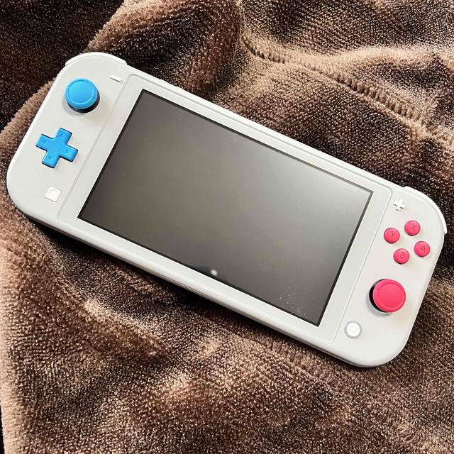 Nintendo Switch(ニンテンドースイッチ)のNintendo Switch lite ザシアン・ザマゼンタ エンタメ/ホビーのゲームソフト/ゲーム機本体(携帯用ゲーム機本体)の商品写真