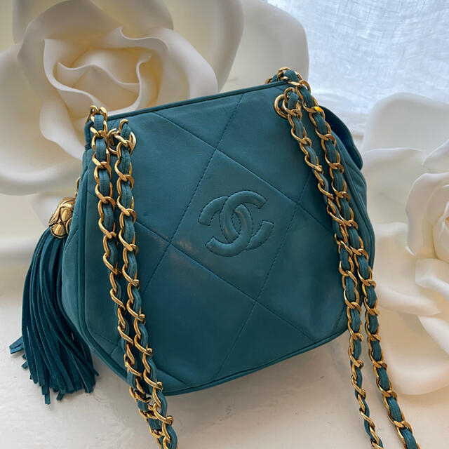 vintage CHANEL コバルトブルー　タッセルショルダーバッグ