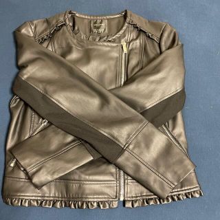 ザラ(ZARA)のZARA ノーカラーフリルライダース(ライダースジャケット)