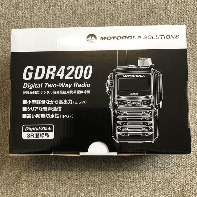 登録局デジタルトランシーバー GDR4200 MOTOROLA エンタメ/ホビーのテーブルゲーム/ホビー(アマチュア無線)の商品写真