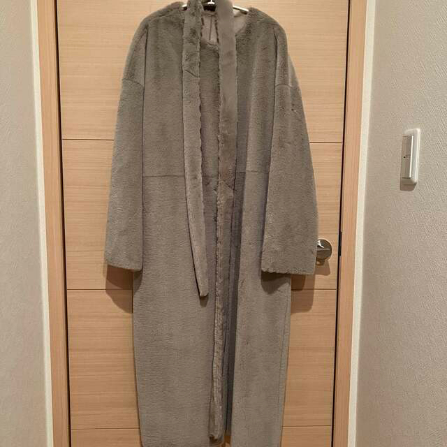 Ameri VINTAGE(アメリヴィンテージ)の 2WAY SOFT BOA LONGCOAT ムートン　ファー　コート レディースのジャケット/アウター(ムートンコート)の商品写真