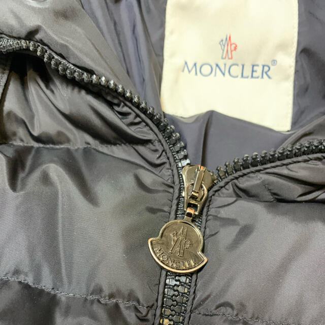 MONCLER(モンクレール)の値下げ!モンクレール　フラメッテ レディースのジャケット/アウター(ダウンコート)の商品写真