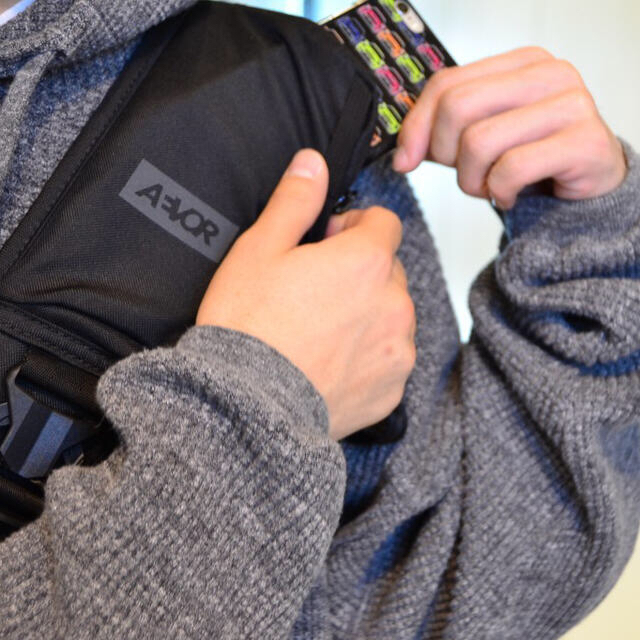 1LDK SELECT(ワンエルディーケーセレクト)のAEVOR MESSENGER BAG メッセンジャーバッグ 1LDK購入 メンズのバッグ(メッセンジャーバッグ)の商品写真