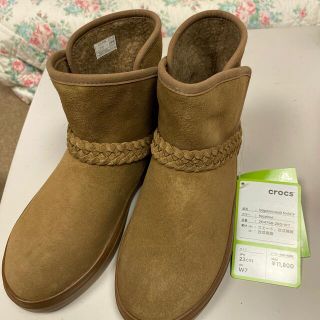 クロックス(crocs)のクロックス  スエード　ブーティー　23cm US W7(ブーツ)