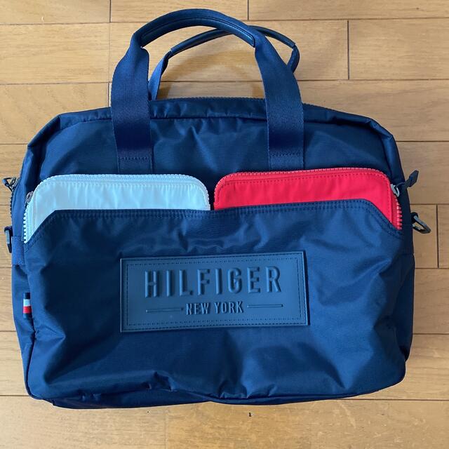 TOMMY HILFIGER(トミーヒルフィガー)の美品トミーヒルフィガー　ビジネスバッグ　男女兼用　濃紺　トリコロール メンズのバッグ(ビジネスバッグ)の商品写真