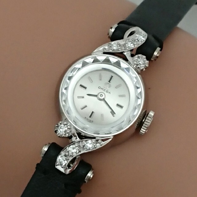 輝い OMEGA - カットガラス極上品 レディース K14金無垢ダイヤ オメガ