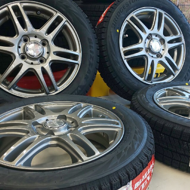 送料無料！新品ブリヂストンVRX2 155/65R14×LAYCEA14インチ 1