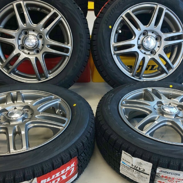 送料無料！新品ブリヂストンVRX2 155/65R14×LAYCEA14インチ 2