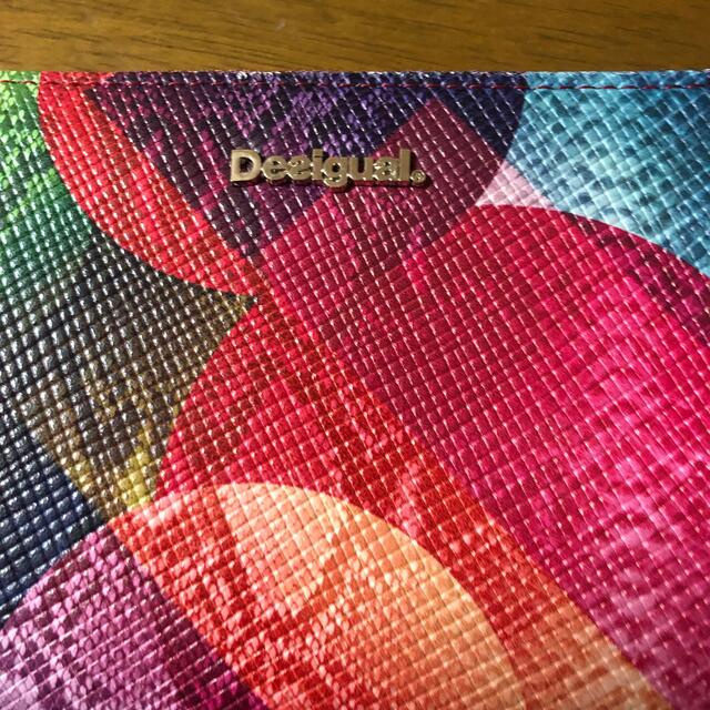 DESIGUAL(デシグアル)のデシグアルの長財布(used品)ラウンドファスナー レディースのファッション小物(財布)の商品写真