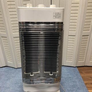 ダイキン(DAIKIN)のダイキン　電気ヒーター　セラムヒート(電気ヒーター)