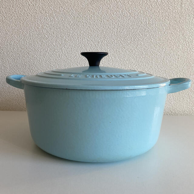 LE CREUSET - 【限定色】ル・クルーゼ ココットロンド22cm サテンブルーの通販 by キョウルのフリーマーケット｜ルクルーゼならラクマ