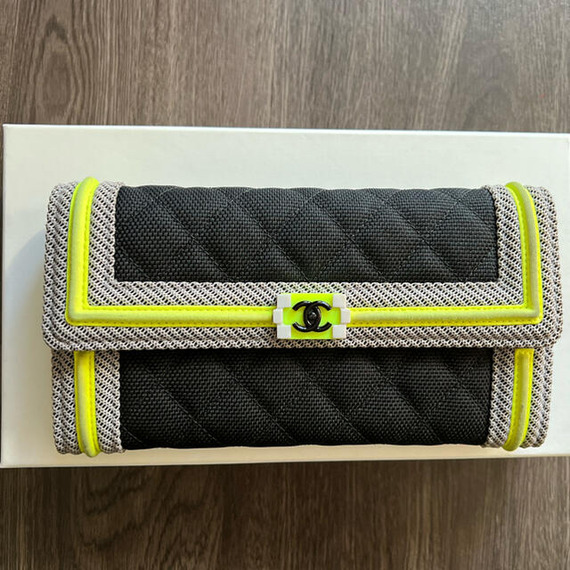 CHANEL 長財布　レア！