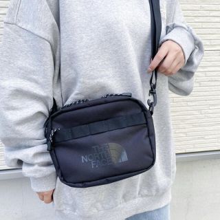 ザノースフェイス(THE NORTH FACE)の新品未使用　韓国正規品　ノースフェイス　クロスバッグ　ショルダーバッグ　男女兼用(ショルダーバッグ)