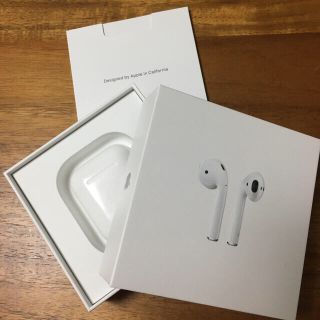 アップル(Apple)のaya様専用　Apple AirPods 第二世代　MV7N2J/A(ヘッドフォン/イヤフォン)