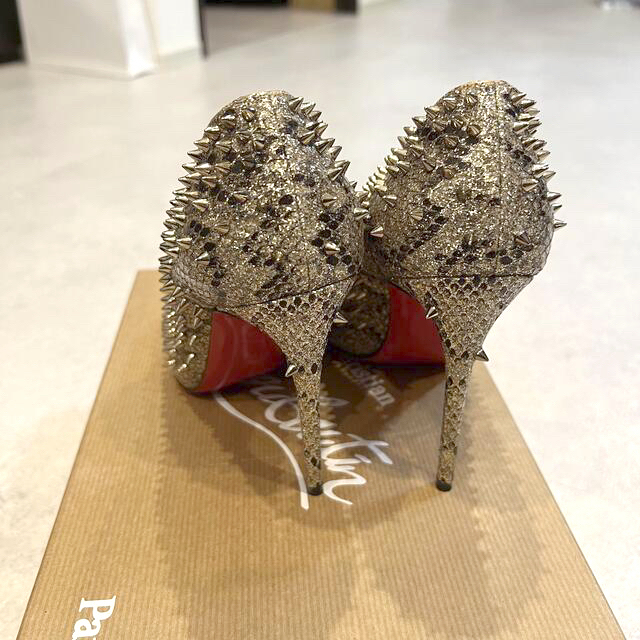 Christian Louboutin ルブタン パンプス シルバー 36 ハイヒール Christian Louboutin ルブタン パンプス シルバー 36 ハイヒール