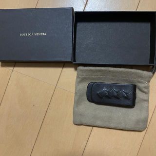 ボッテガヴェネタ(Bottega Veneta)のボッテガヴェネタ イントレチャート マネークリップ レザー ブラウン 中古(マネークリップ)