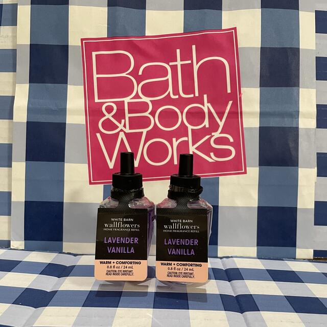 Bath & Body Works(バスアンドボディーワークス)のバスアンドボディワークス　ウォールフラワーリフィル　2本セット コスメ/美容のリラクゼーション(アロマオイル)の商品写真