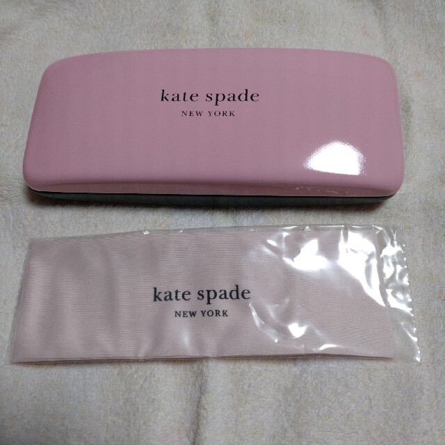 kate spade new york(ケイトスペードニューヨーク)のいっこ様専用　ケイトスペード　メガネケース レディースのファッション小物(サングラス/メガネ)の商品写真