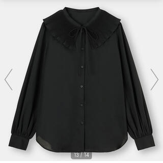 ジーユー(GU)のGU✨襟えりプリーツブラウスシャツ　黒　XL (シャツ/ブラウス(長袖/七分))