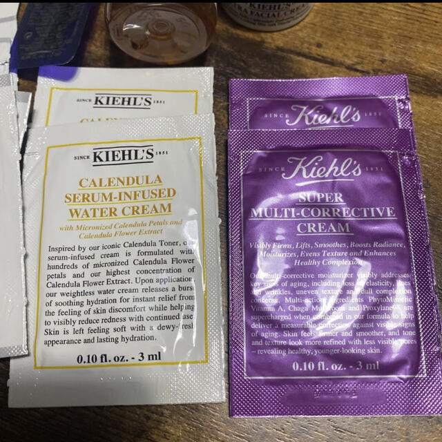 Kiehl's(キールズ)のキールズのサンプル１８点セット コスメ/美容のキット/セット(サンプル/トライアルキット)の商品写真