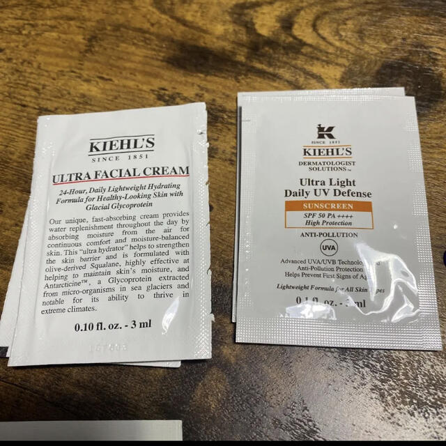 Kiehl's(キールズ)のキールズのサンプル１８点セット コスメ/美容のキット/セット(サンプル/トライアルキット)の商品写真