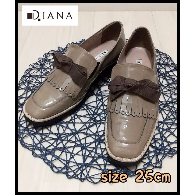 DIANA(ダイアナ)のダイアナ ローファーリボン ブラウン レディースの靴/シューズ(ローファー/革靴)の商品写真