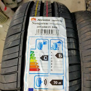 【未使用！】4本購入限定！　185/60R15 タイヤ　2本　ネオグリーン　①(タイヤ)