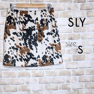 スライ(SLY)の美品✨SLY◎COW 牛柄 スエード調 ショートスカート ミニスカートかわいい♡(ミニスカート)