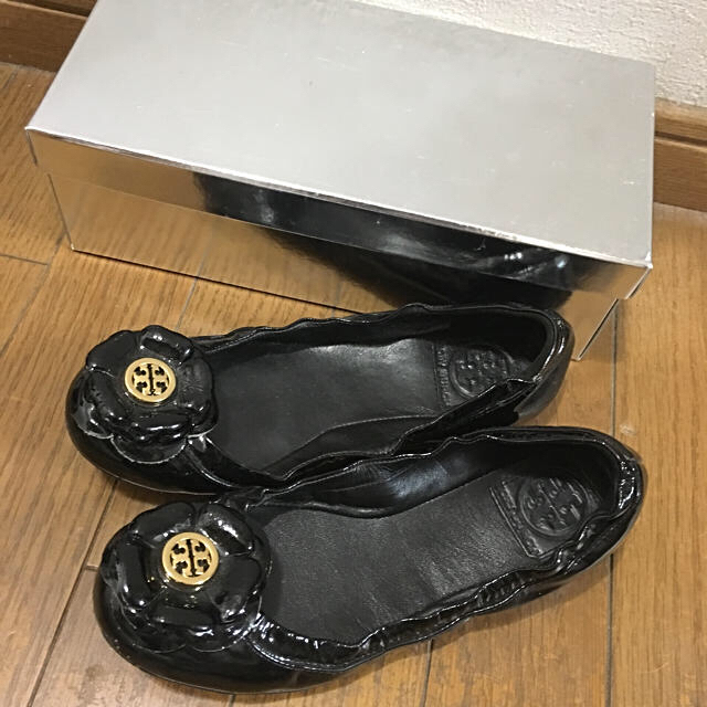 Tory Burch(トリーバーチ)のtory burch / フラットシューズ レディースの靴/シューズ(ハイヒール/パンプス)の商品写真