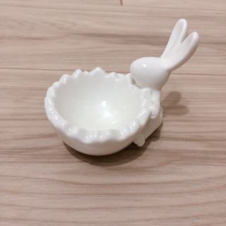 フランフラン(Francfranc)のうさぎ　小物入れ　ラビット　ホワイト　陶器　韓国インテリア　新生活　可愛い(小物入れ)