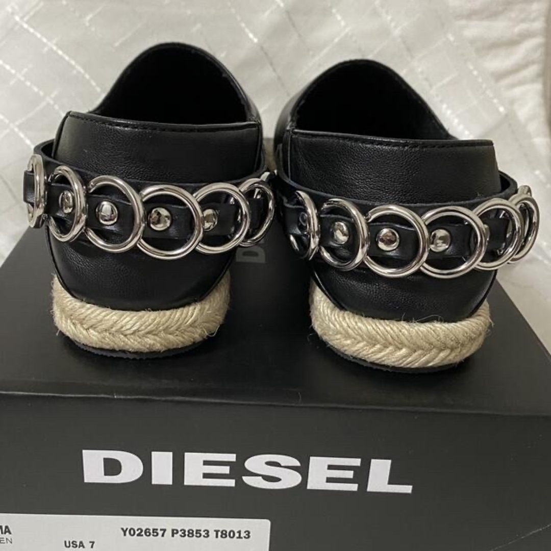 DIESEL(ディーゼル)のDIESEL リマ　新品♬ レディースの靴/シューズ(スリッポン/モカシン)の商品写真