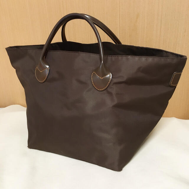 公式通販にて購入 《エルベシャプリエ》羊タグ トートバッグ | www 公式通販にて購入 《エルベシャプリエ》羊タグ トートバッグ | www