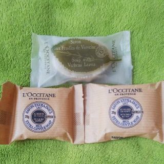 ロクシタン(L'OCCITANE)のロクシタンシアバターソープ2個、ヴァーベナソープ1個(ボディソープ/石鹸)