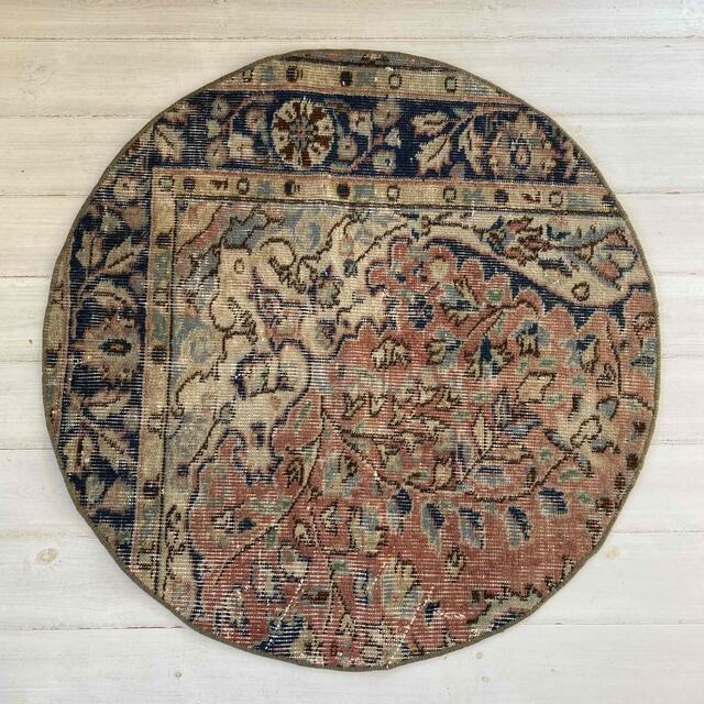 vintage rug,110 1