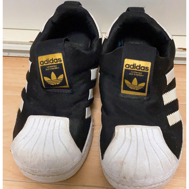 adidas(アディダス)の☆アディダスキッズ17cm☆ キッズ/ベビー/マタニティのキッズ靴/シューズ(15cm~)(スニーカー)の商品写真