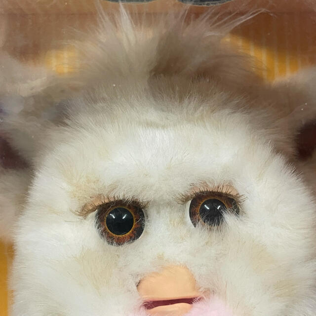 Takara Tomy(タカラトミー)のファービー 2 furby 日本語版 未使用品 キャラメルシロップ ブラウンアイ エンタメ/ホビーのおもちゃ/ぬいぐるみ(キャラクターグッズ)の商品写真