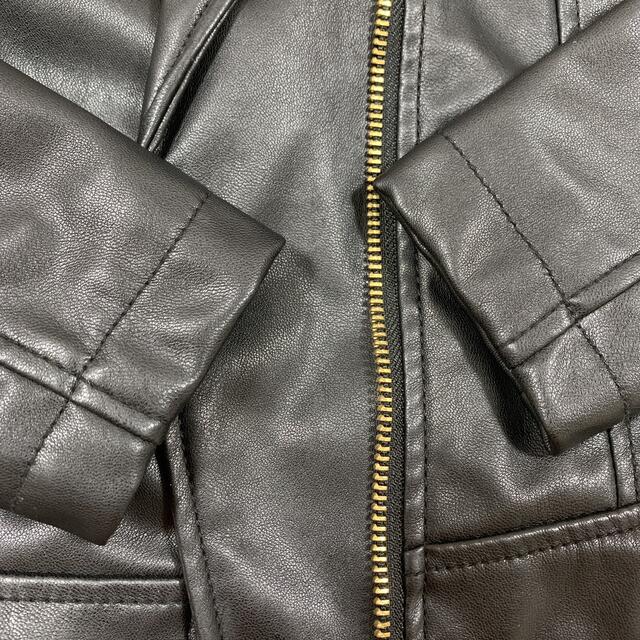 H&M(エイチアンドエム)のライダースジャケット キッズ 100〜110 キッズ/ベビー/マタニティのキッズ服女の子用(90cm~)(ジャケット/上着)の商品写真
