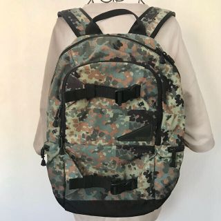 BURTON - くん様専用 BURTON｜迷彩柄 リュック 25ℓの通販 by ...