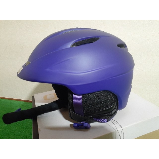 GIRO(ジロ)のGIRO SHEER レディースヘルメットSサイズ スポーツ/アウトドアのスノーボード(ウエア/装備)の商品写真