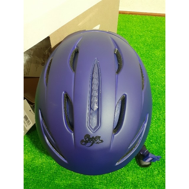 GIRO(ジロ)のGIRO SHEER レディースヘルメットSサイズ スポーツ/アウトドアのスノーボード(ウエア/装備)の商品写真