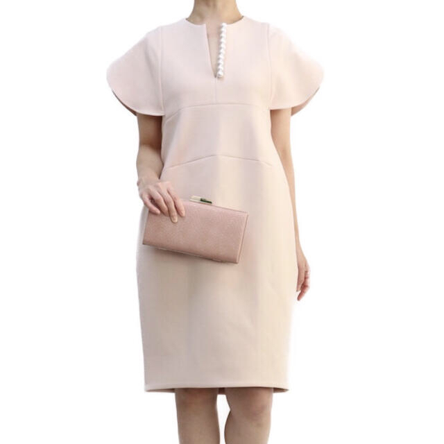 新品タグ付き YOKO CHAN ヨーコチャン パール 38 結婚式 Nude 新品タグ付き YOKO CHAN ヨーコチャン パール 38 結婚式 Nude