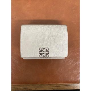 ロエベ(LOEWE)のLOEWE 6cc アナグラム トライフォールド(財布)