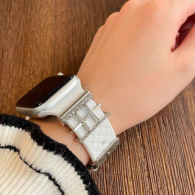 Apple Watch - シルバーラインストーン イニシャル チャーム アップル