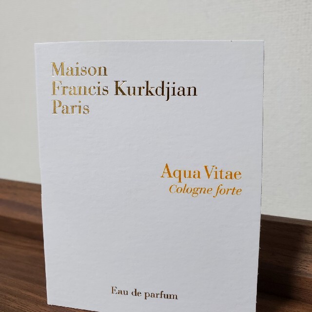 Maison Francis Kurkdjian(メゾンフランシスクルジャン)のメゾンフランシスクルジャン ヴィタエ　コローニュフォルテ EDP 2ml コスメ/美容の香水(ユニセックス)の商品写真